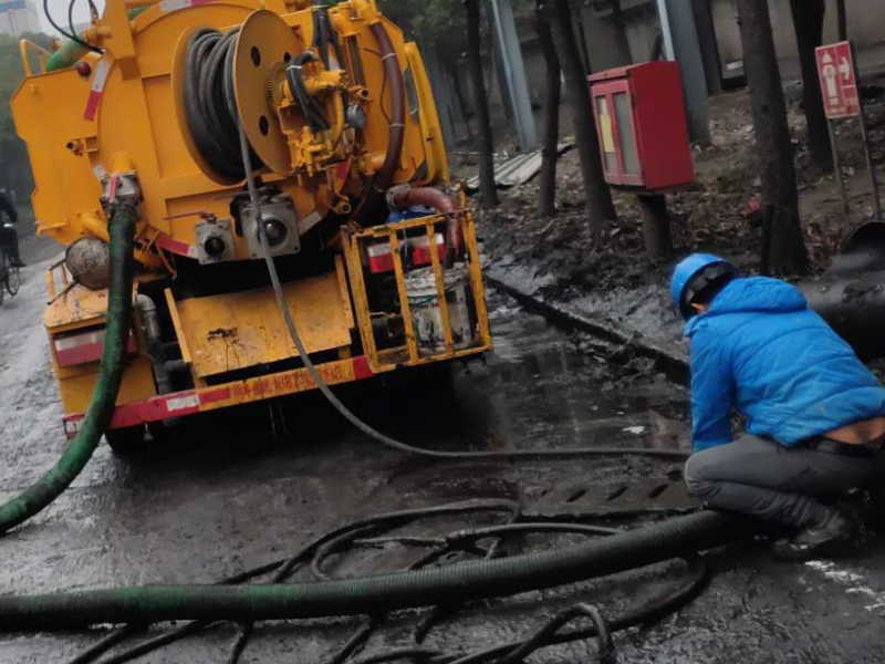 西湖区人和家园疏通厕所厨房阳台下水道