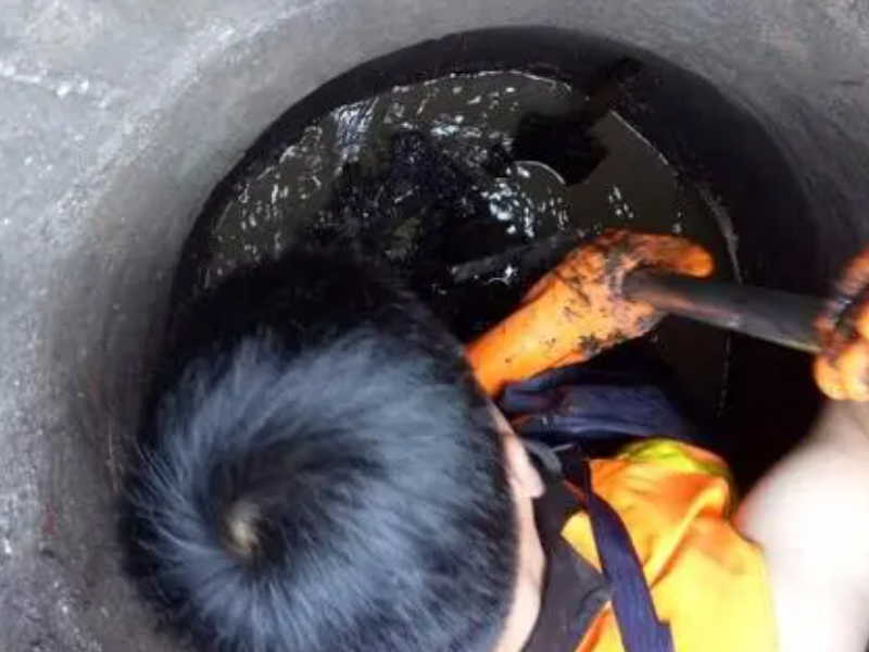 南昌西湖机械疏通 通马桶 通蹬坑 通地漏化粪池抽粪